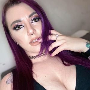 Meet your Posher, Genevieve